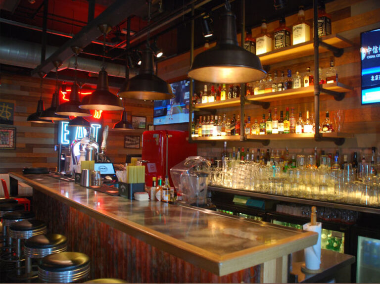 Subtile Essence | Perry & Black-welder’s Original Smokehouse, Madinat Jumeirah, Dubai